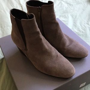 Aquatalia pebbled suede boots